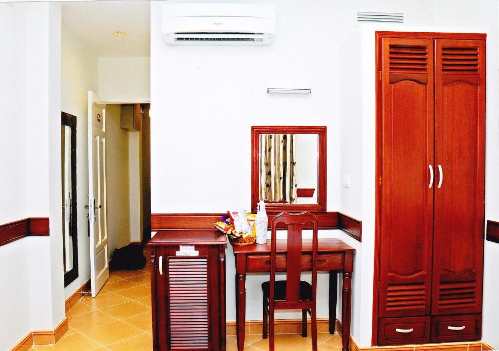 Hoang Thanh Thuy Airport Hotel 1 - Gan Am Thuc Dem Cho Hoang Hoa Tham Ho Chi Minh-Byen Værelse billede