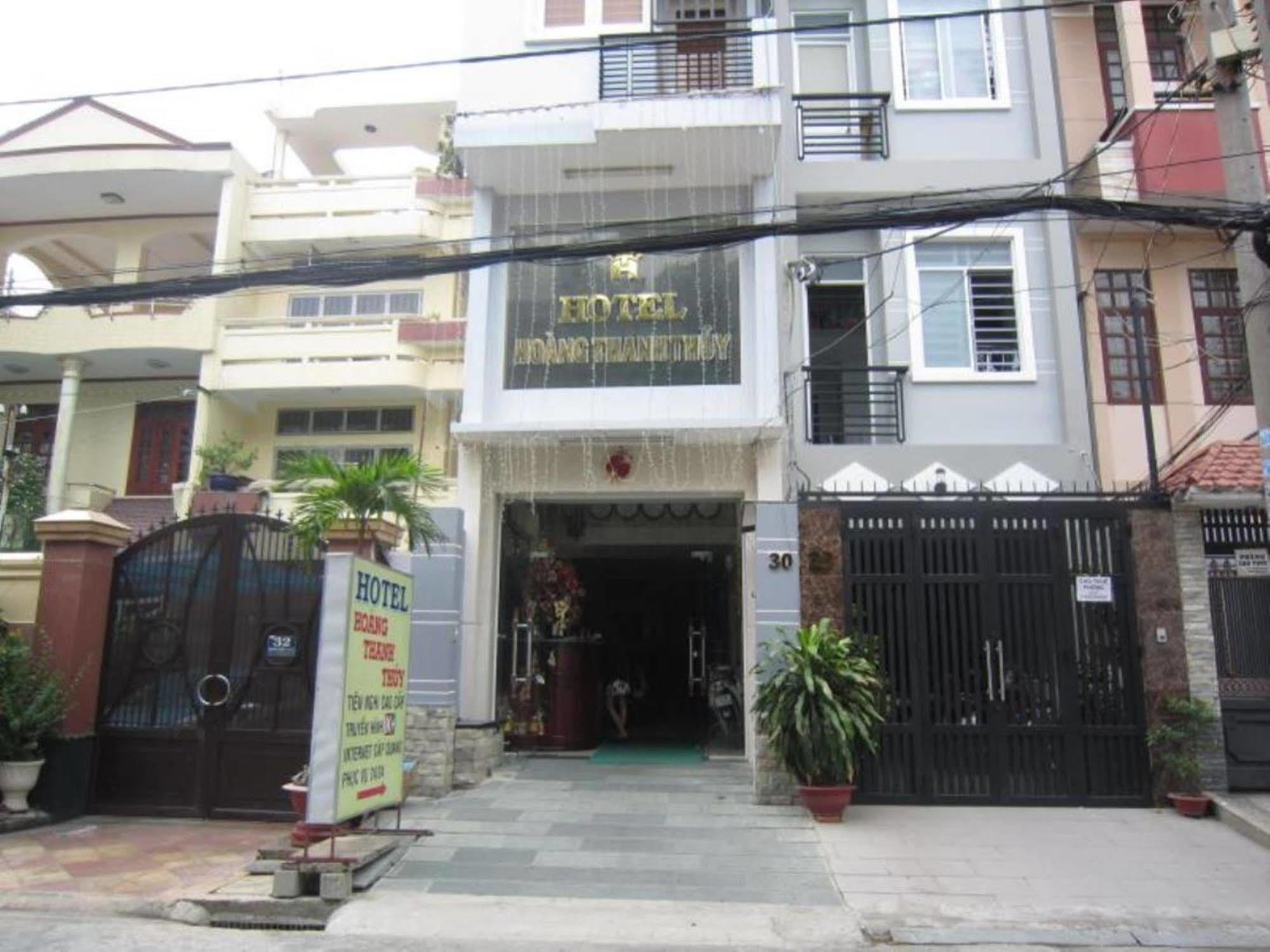 Hoang Thanh Thuy Airport Hotel 1 - Gan Am Thuc Dem Cho Hoang Hoa Tham Ho Chi Minh-Byen Eksteriør billede