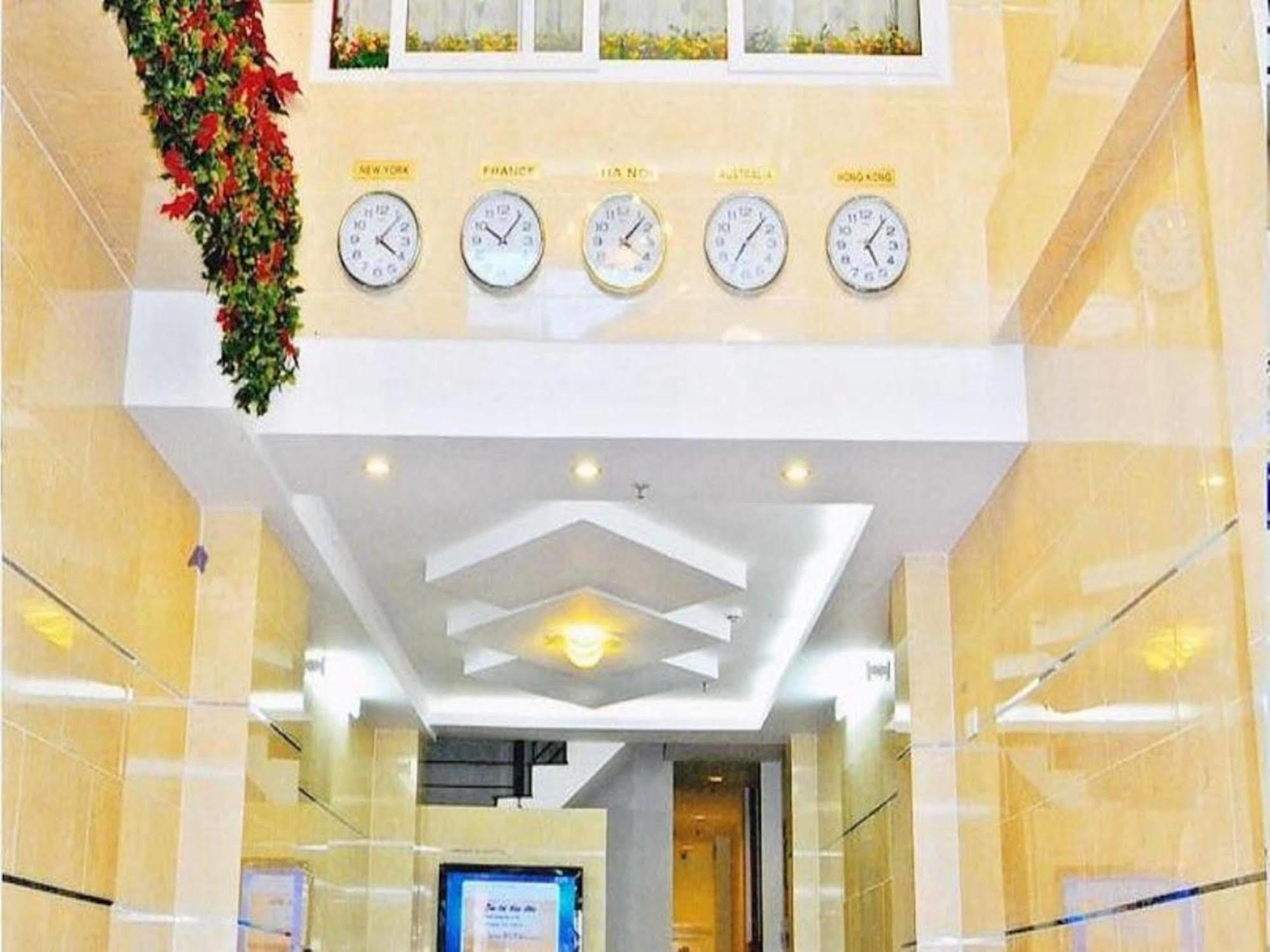 Hoang Thanh Thuy Airport Hotel 1 - Gan Am Thuc Dem Cho Hoang Hoa Tham Ho Chi Minh-Byen Eksteriør billede