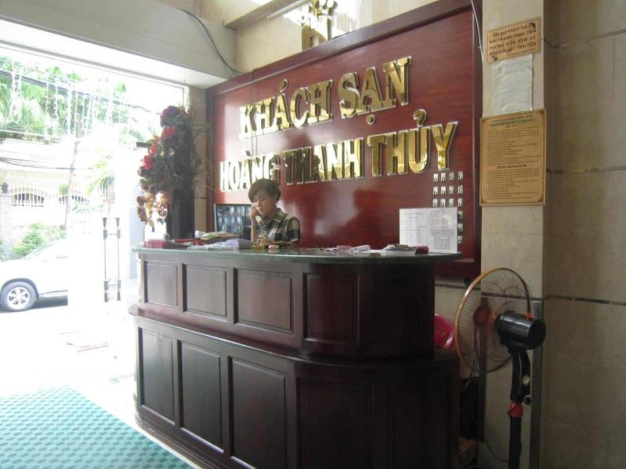 Hoang Thanh Thuy Airport Hotel 1 - Gan Am Thuc Dem Cho Hoang Hoa Tham Ho Chi Minh-Byen Eksteriør billede